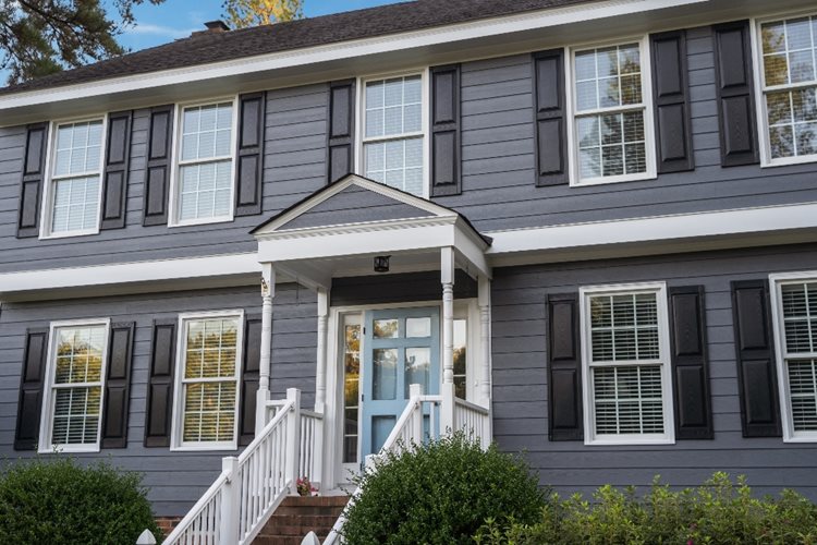 See This Colonial Home’s Complete Exterior Transformation