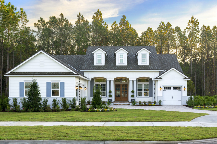 Popular Siding Colors for 6 of America’s Favorite Home Styles